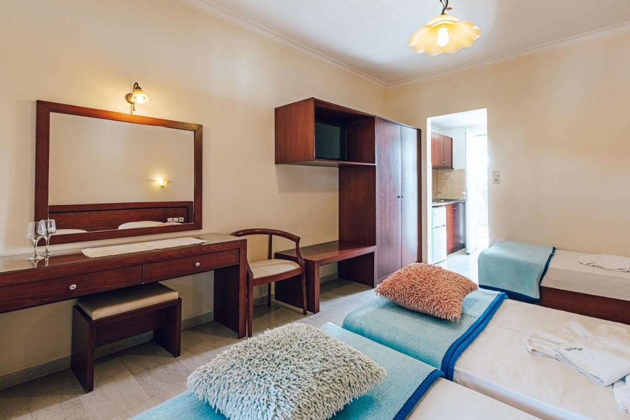 Bluewaves Aparthotel Laganás Eksteriør bilde