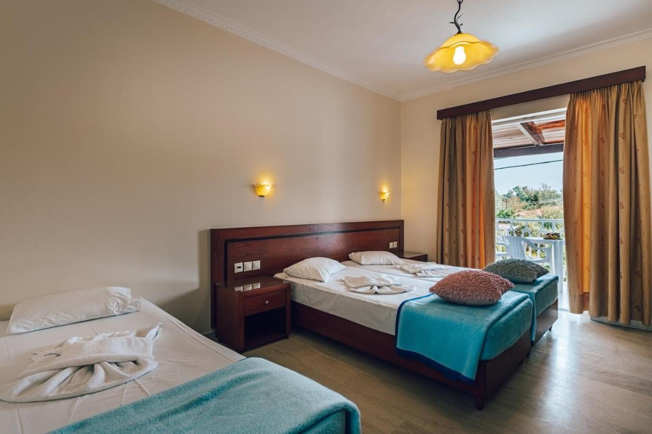 Bluewaves Aparthotel Laganás Eksteriør bilde