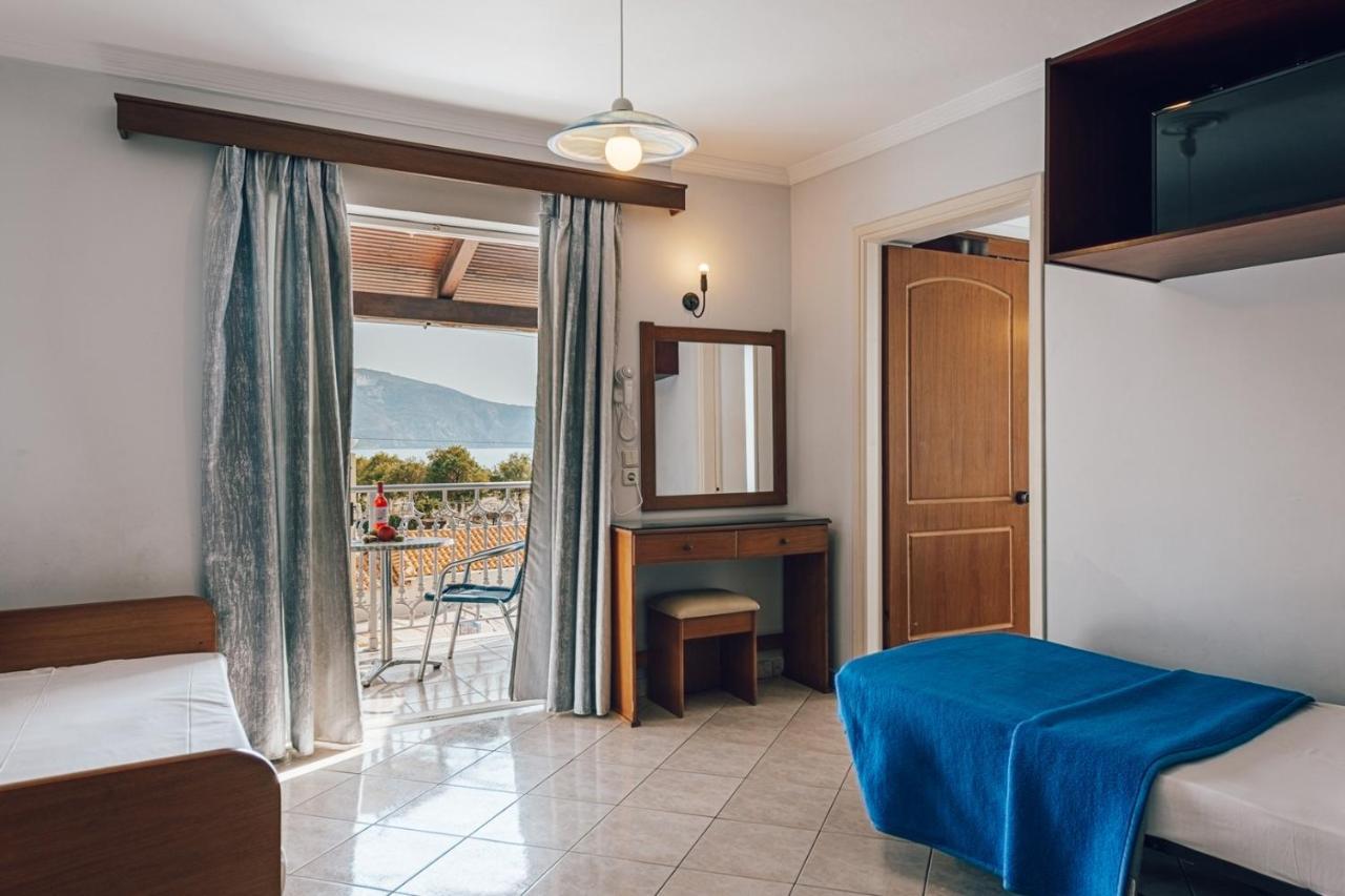 Bluewaves Aparthotel Laganás Eksteriør bilde